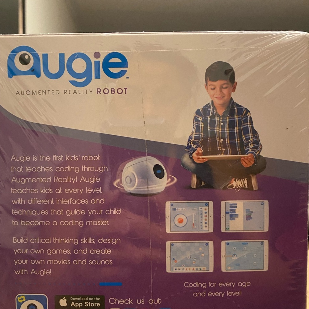 Augie Augmented Reality Robot Coding Robot